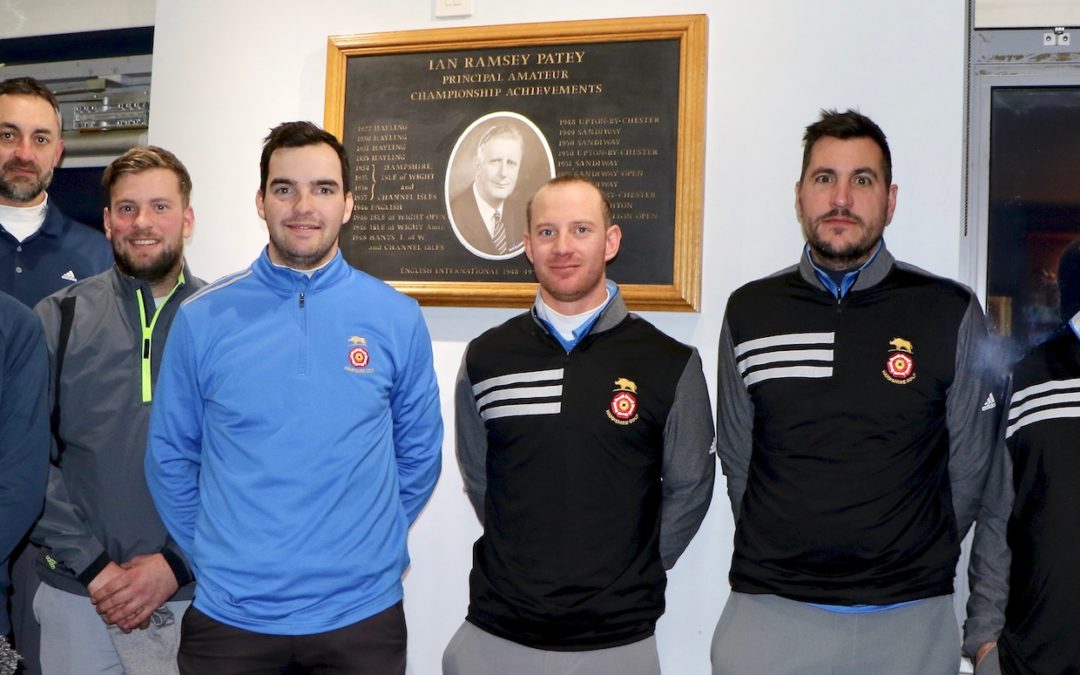 Hampshire’s new captain Neil Dawson (right)